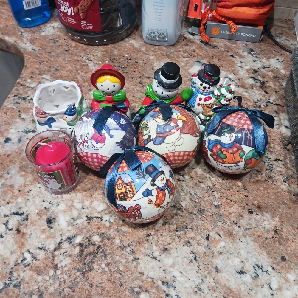 Vtg 9pc. Snowman Themed Mixed Christmas Lot.